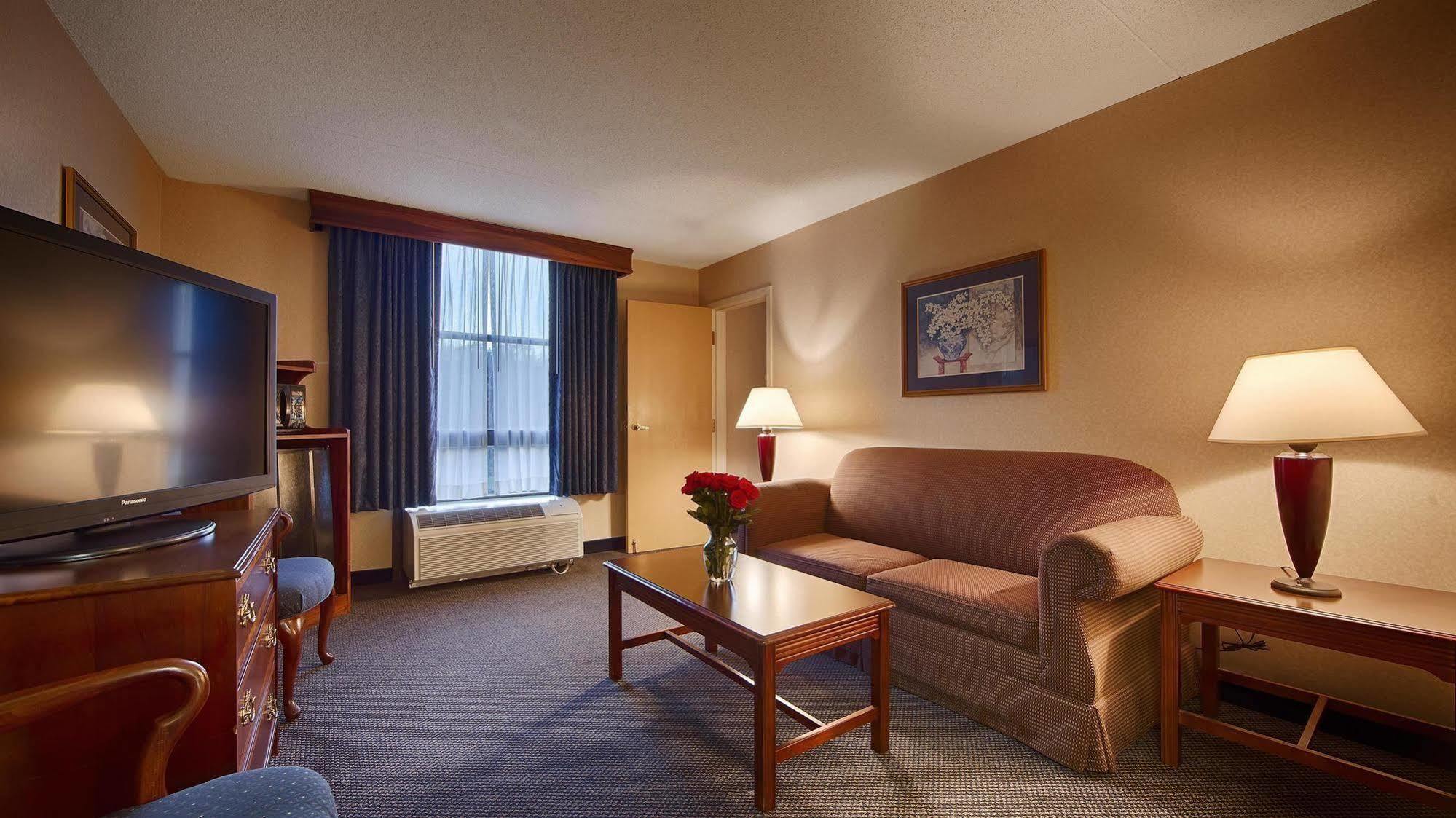 Best Western Potomac Mills Woodbridge Bagian luar foto